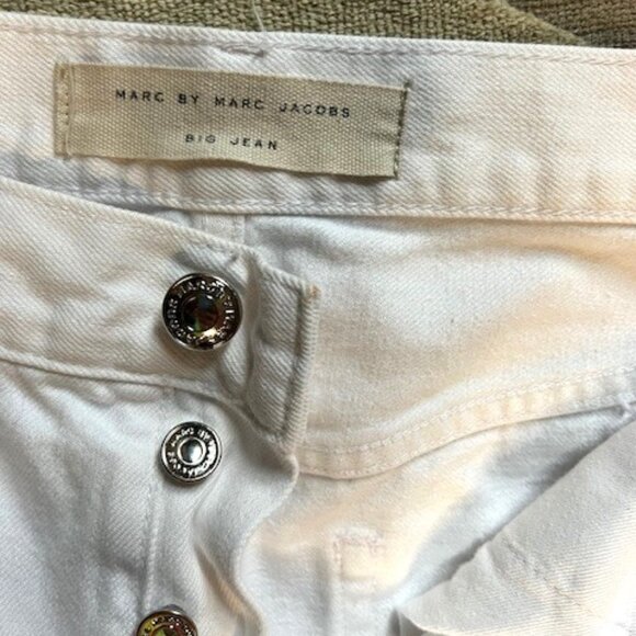 Marc Jacobs Women's Big Jean  White Capri Denim Embroidered Cropped - Picture 4 of 6